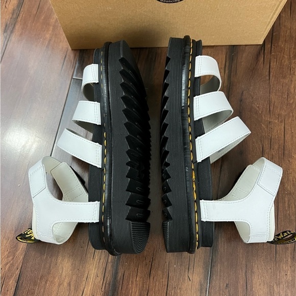 NIB - Dr. Martens Blaire Platform Gladiator Sandals - Size 8 - Picture 6 of 11